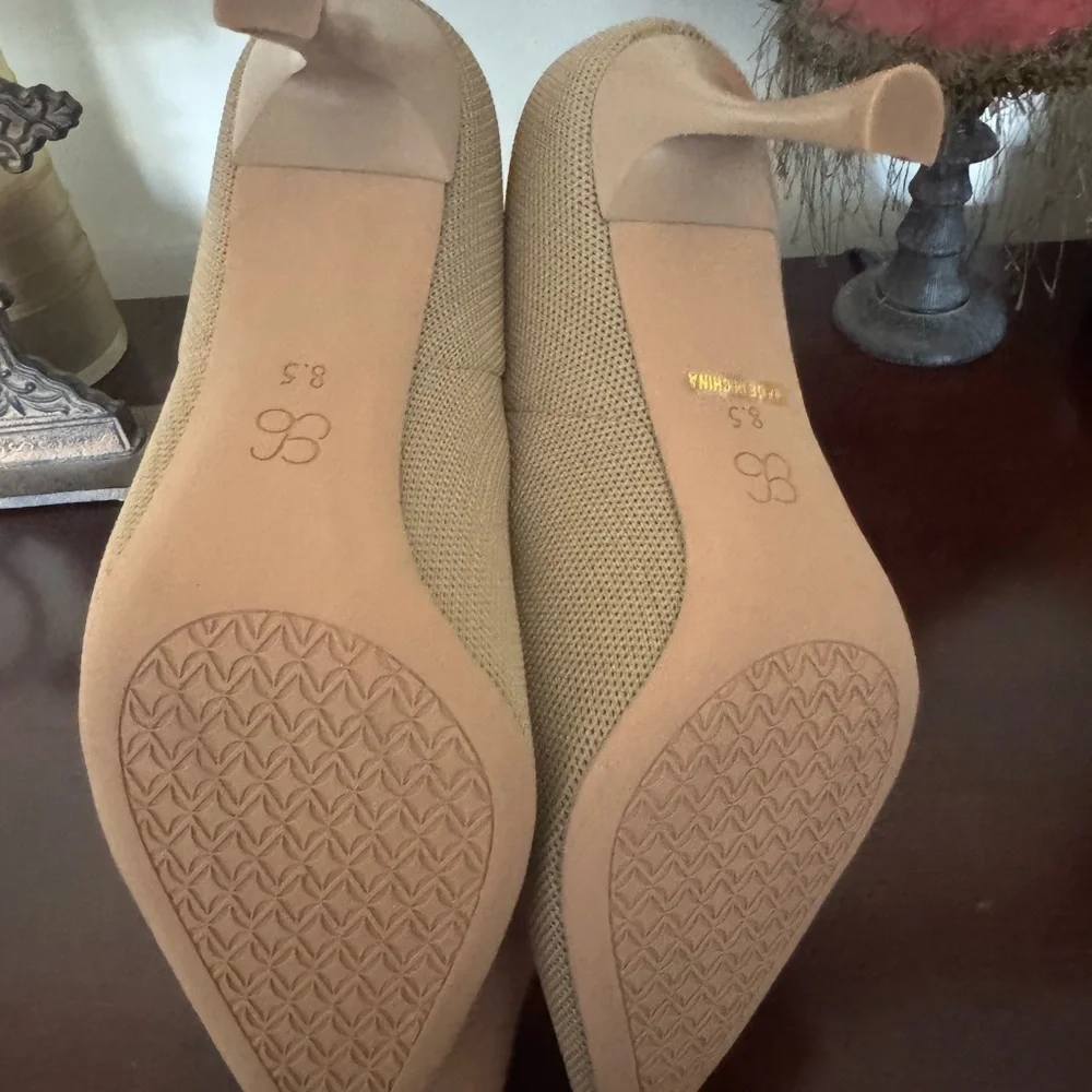 Cozy Island Minimalist Mesh Stiletto Heeled Pumps - Picture 4 of 6